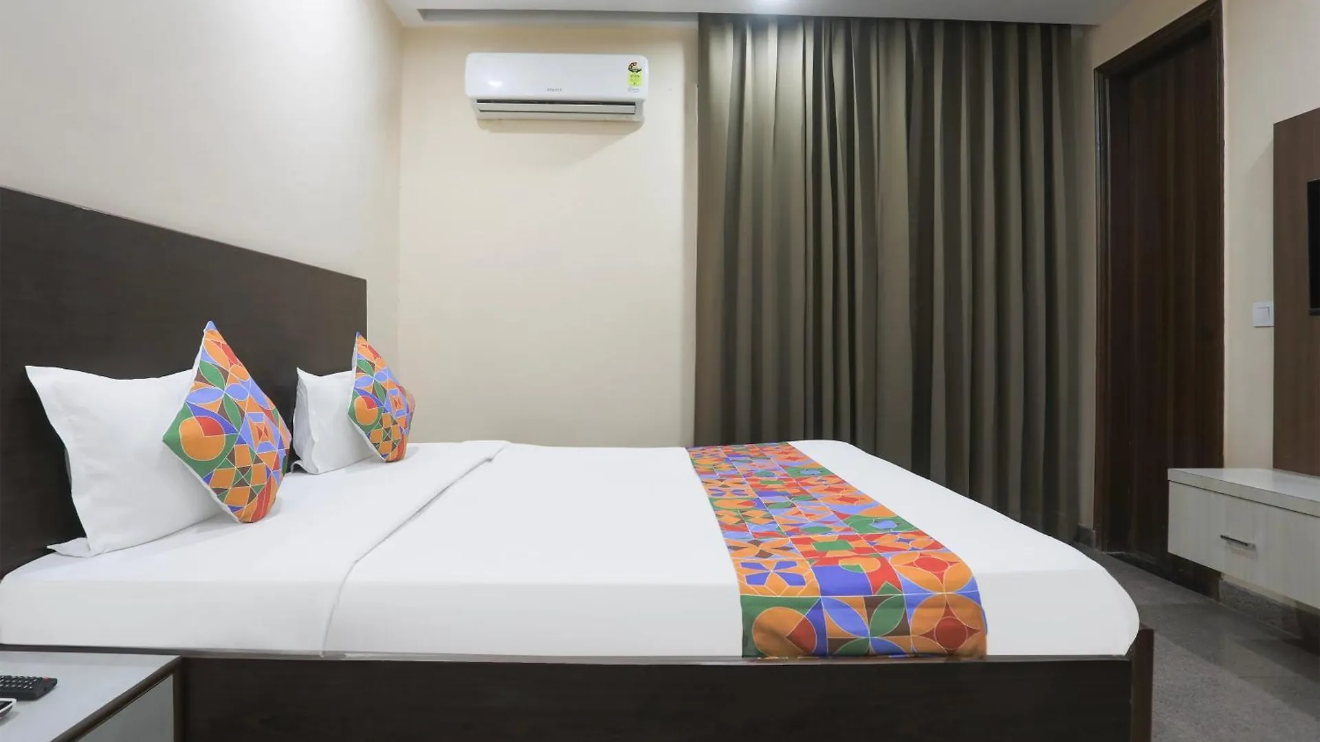 Hotel Fabhotel Bliss Premium Gurgaon
